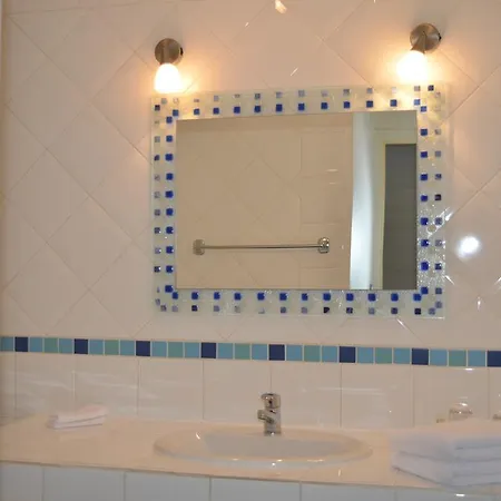 Hotel Le Toeno 3*